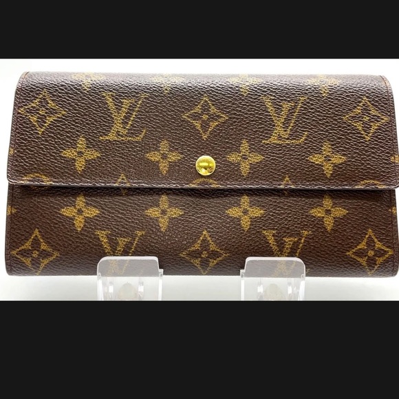 Louis Vuitton Handbags - LV monogram pochete porte monnaie wallet